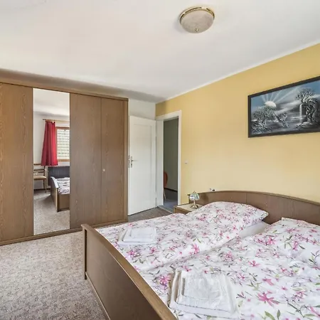 Ferienwohnung Neuhermsdorf * Neuhermsdorf