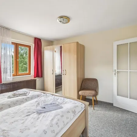 Ferienwohnung Neuhermsdorf Διαμέρισμα *