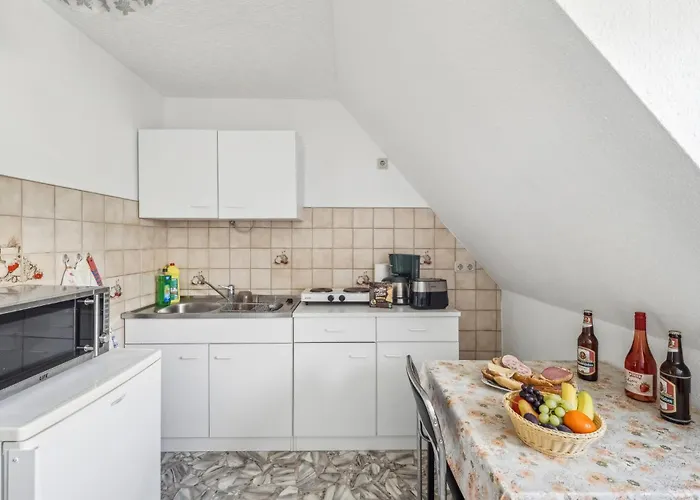 Апартаменты Ferienwohnung Neuhermsdorf